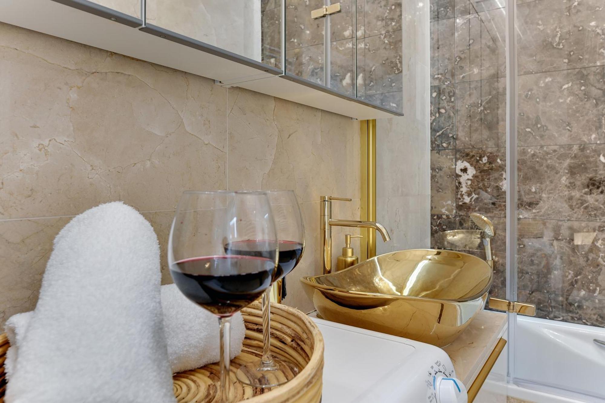 Granaria Kingdom & Happiness Premium Apartments By The River - Gratis Prosecco غدانسك المظهر الخارجي الصورة