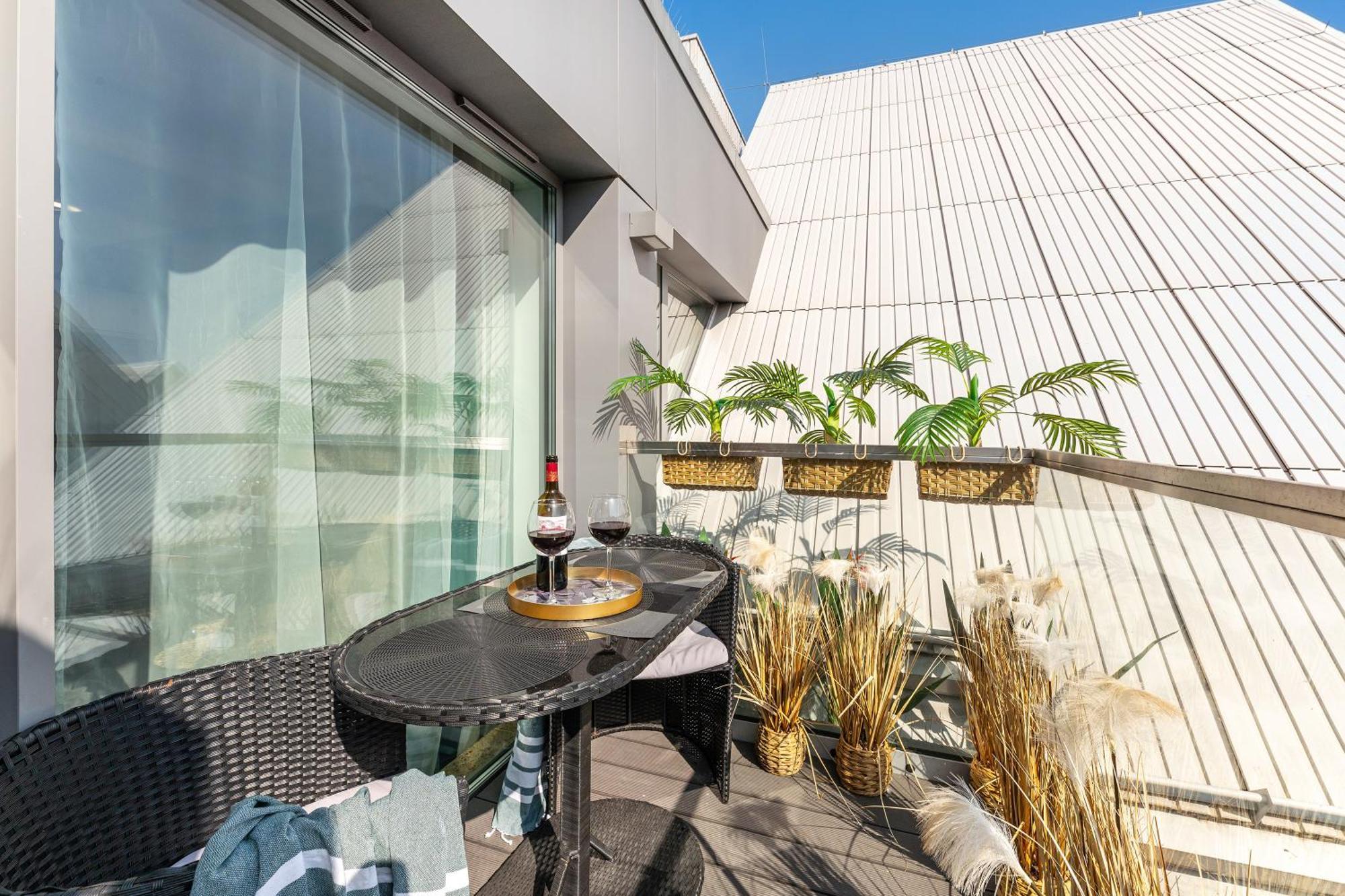 Granaria Kingdom & Happiness Premium Apartments By The River - Gratis Prosecco غدانسك المظهر الخارجي الصورة